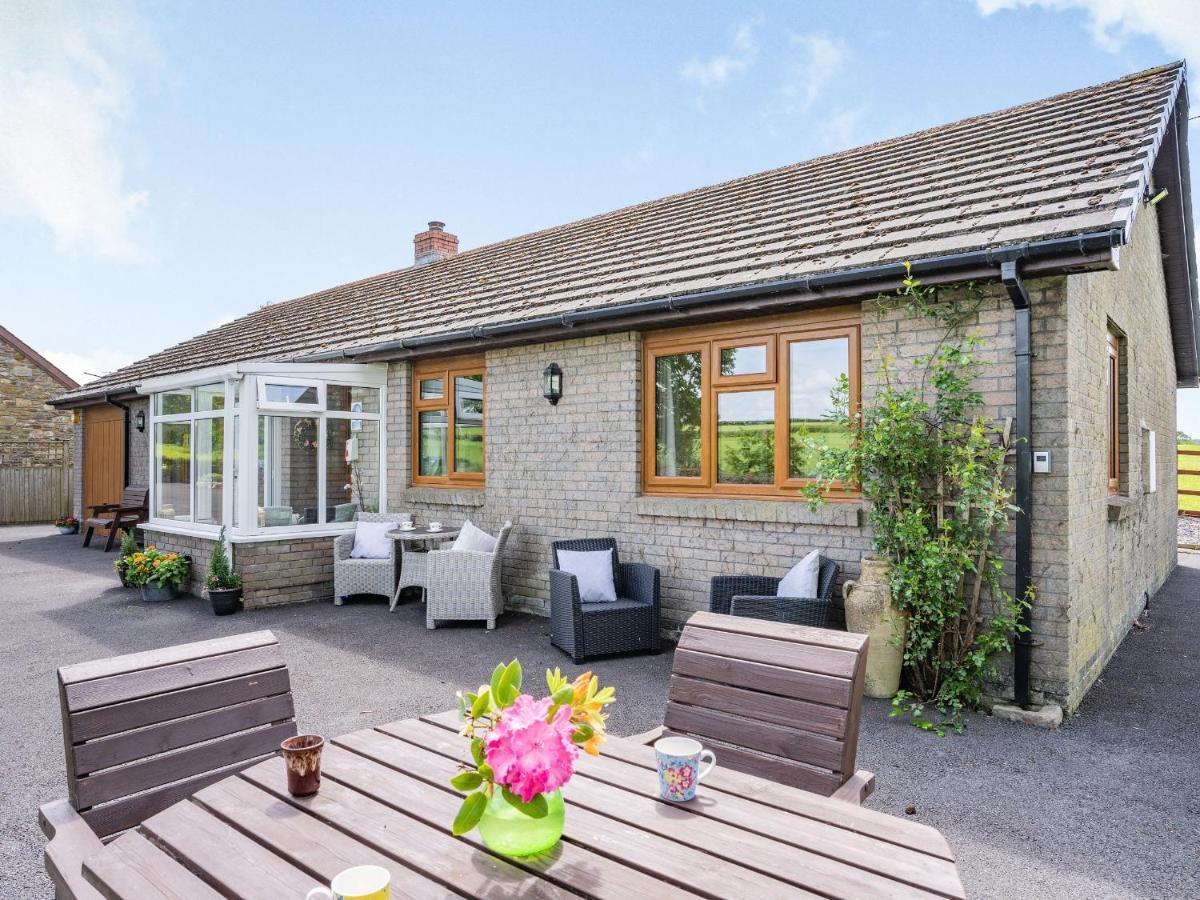 Yr Hen Ffald Llanedy Exterior foto